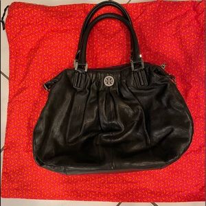 Tory Burch black leather purse